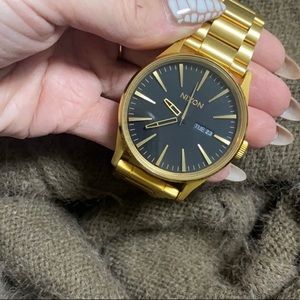 Barely worn Nixon Sentry SS Watch